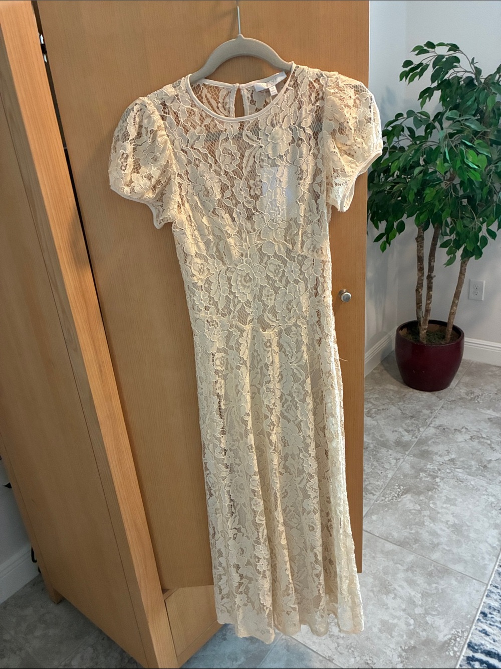 Wayf Ivory Lace Maxi Dress with Puff Sleeves